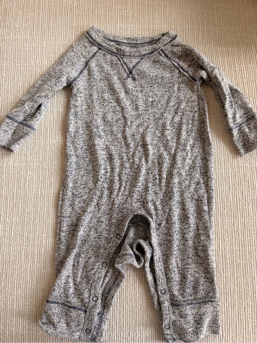 Cat & Jack Heather Gray Long-Sleeve Baby One-Piece 3-6M